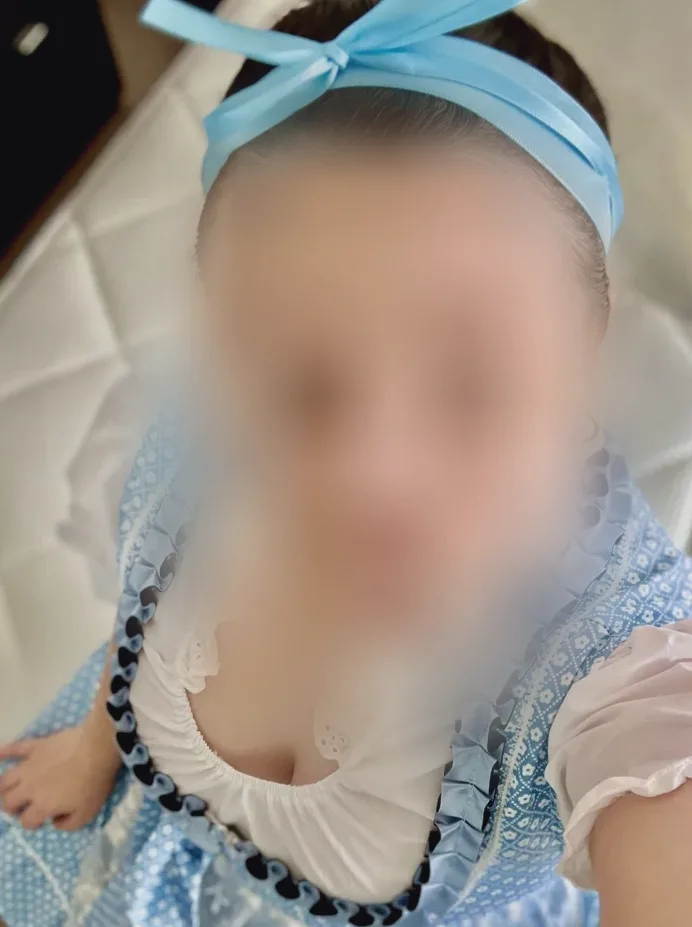 Livia, 33