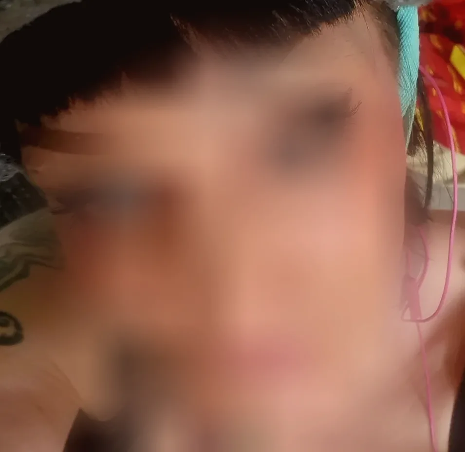 Molly, 36